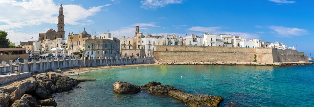 Car rental in Bari Airport Italy - Goldcar