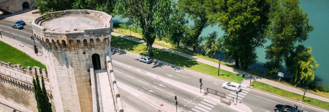 Conduire à Avignon et ses environs