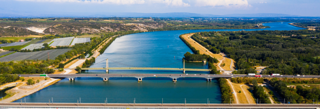 Driving in and around Avignon 