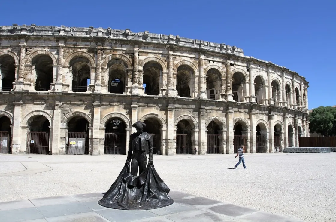 Nimes