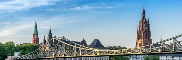 48 Stunden in Frankfurt: Zwischen Palmen, Glas und Stahl