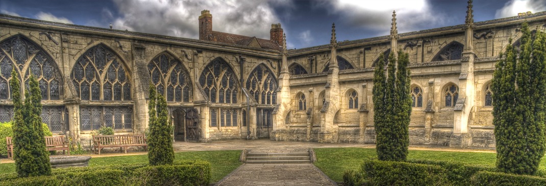car hire gloucester hertz