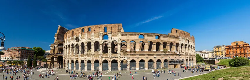 Roma e i Castelli Romani: un weekend tra tradizione e gusto con un'auto a noleggio-