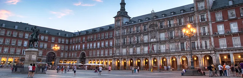 Los 7 sitios para explorar cerca del aeropuerto de Madrid en tu coche de alquiler