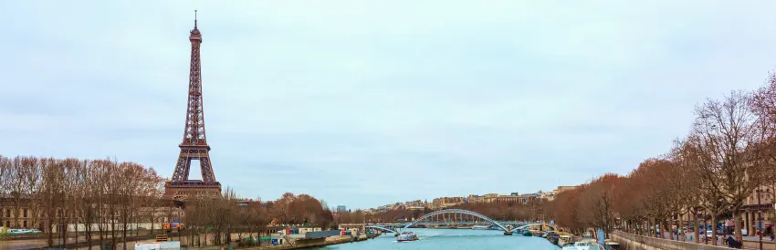 Road trip en voiture de location au départ de Paris : itinéraires et conseils pratiques