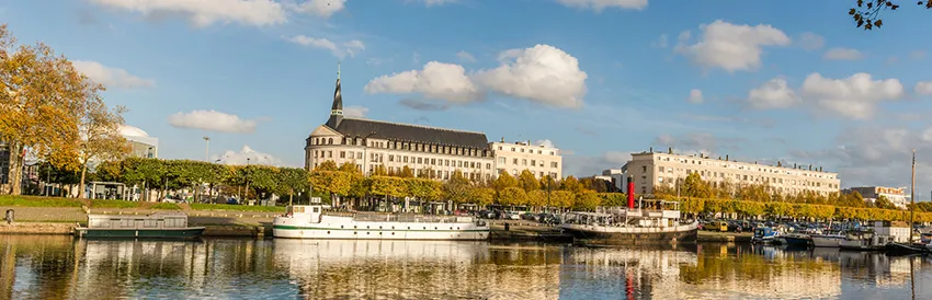 Location de voiture à Nantes : 5 excursions incontournables à partir de la gare