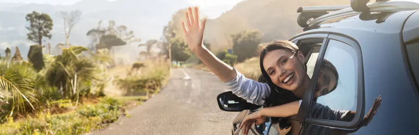 Explore Beyond London: The Benefits Of Hiring A Car For Your Journey
