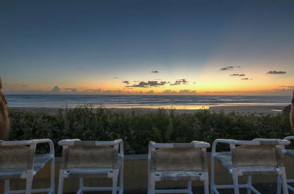 Der South Padre Strand in Texas bei Sonnenuntergang