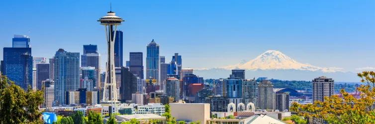 Sea, city and country in wonderful Washington state 