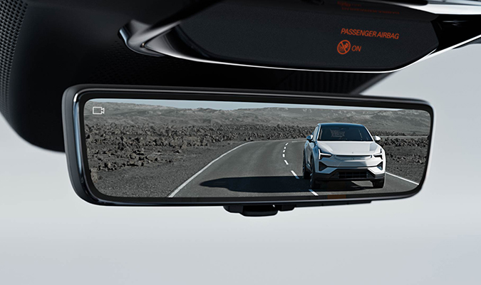 ecrã retrovisor do polestar 4 da hertz portugal