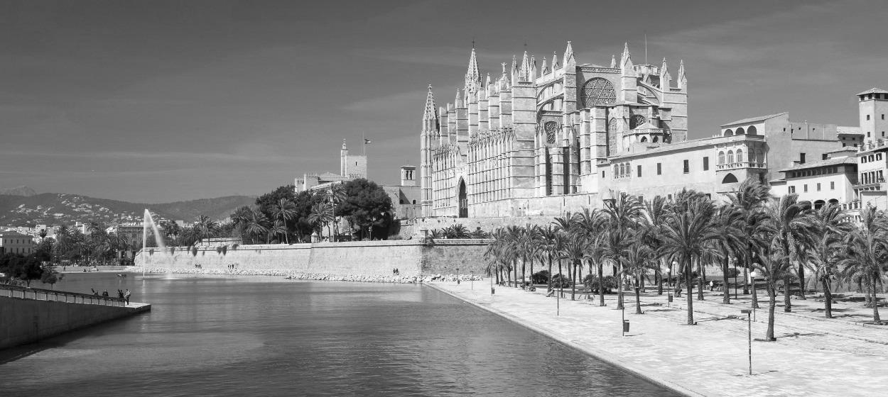 Mietwagen In Palma De Mallorca Ab 12 Pro Hertz Autovermietung