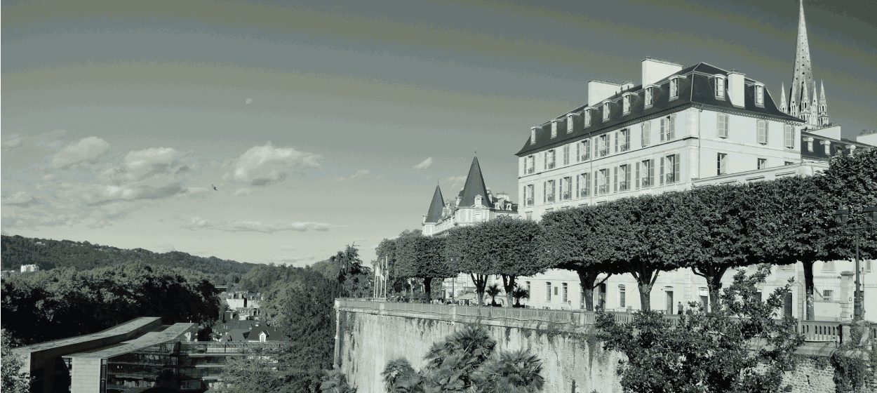 Location De Voiture A Pau Hertz