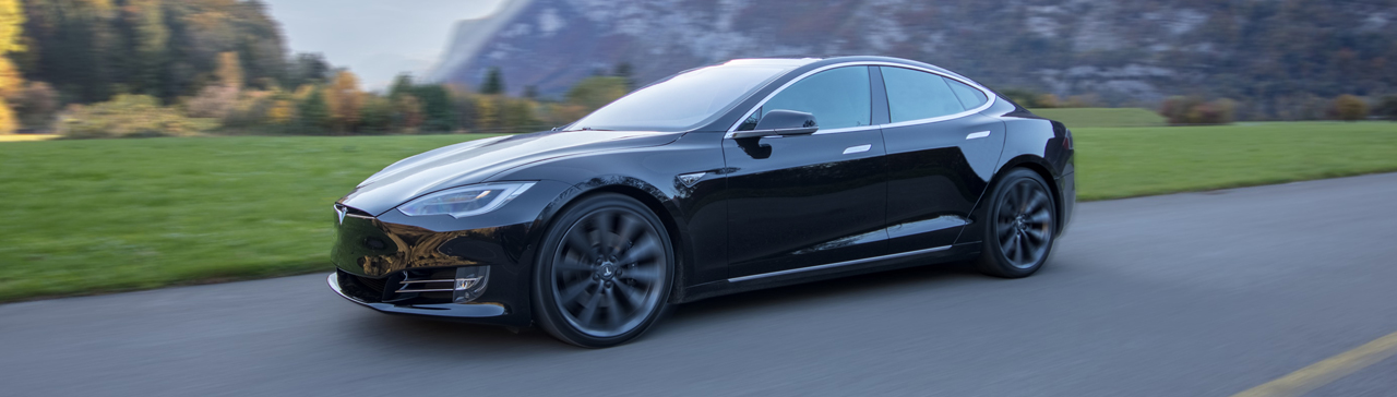 Tesla Model S 85 D