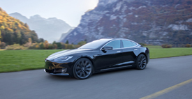 Tesla Model S 85 D