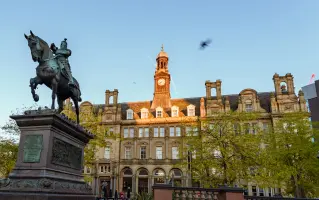 car hire in Leeds